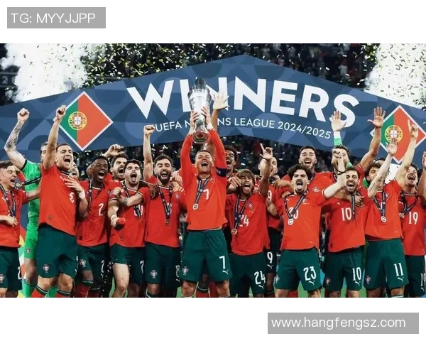 高端足球明星所效力的顶级球队及其影响力分析 高端足球明星所效力的顶级球队及其影响力分析